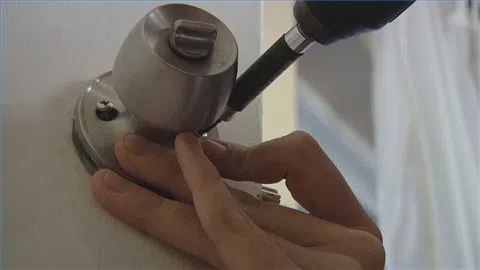 Lock Safe Services Miami, FL 305-307-5764 - change-locks-service